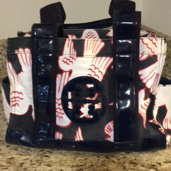 Tory Burch Tote Bag in GUC - Picture 1 of 14